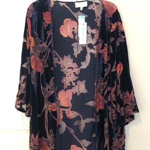 NWT Floral Blue Kimono Stitch Fix 3X